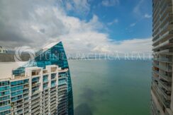 For Sale & For Rent  | 1-Bedroom Condo In The Ocean Club (Trump)