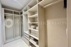 VLM2413-0600walkingcloset#20Velamar