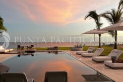 For Sale | Luxury Oceanfront Villa In Buenaventura